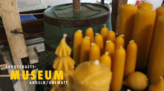Gemeinsames Adventskranzbinden